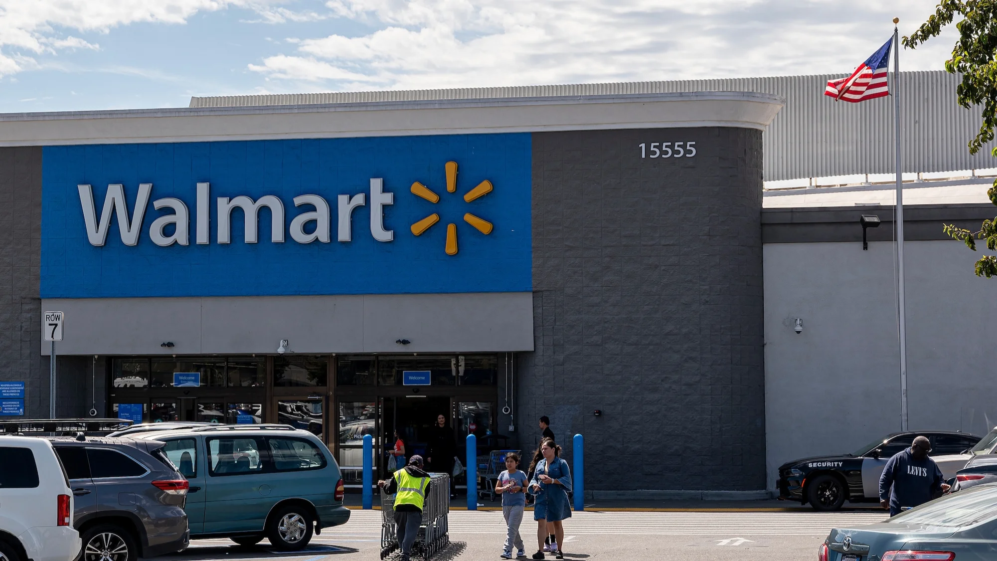 Walmart Retail Built In-House Police Station To Fight Against Crime