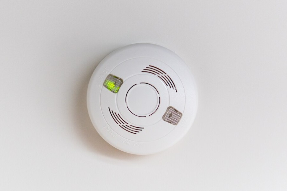 How Do You Stop A Hardwired Smoke Detector From Beeping?